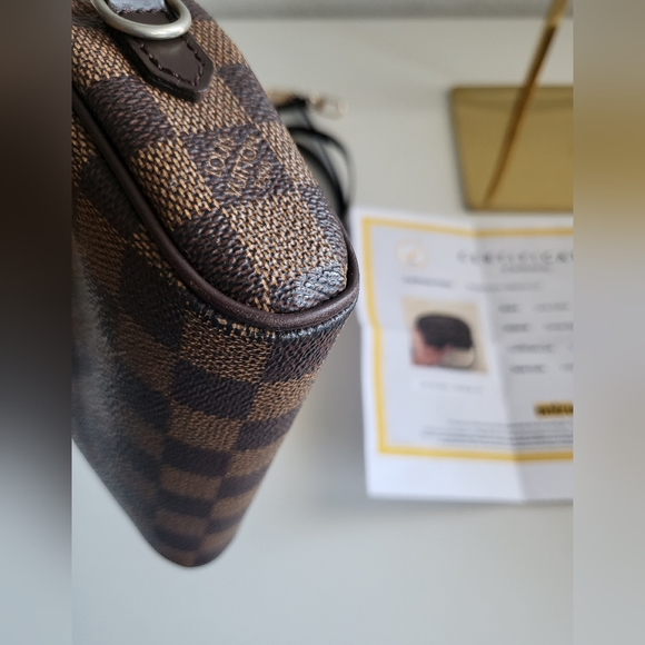 Louis Vuitton Damier Ebene 3-way Pochette - Waistbag & Crossbody - Picture 2 of 16